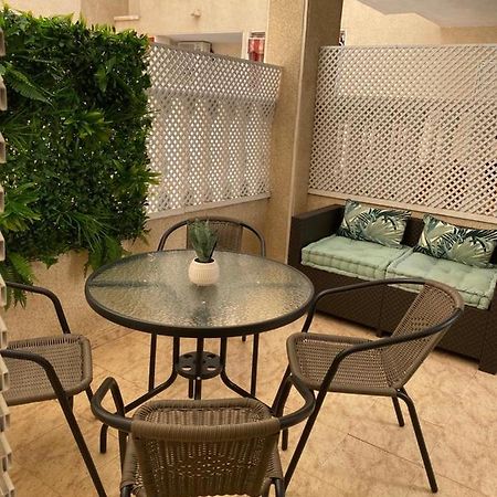 Комфортабельные Апартаменты С Большой Террасой Torrevieja Luaran gambar